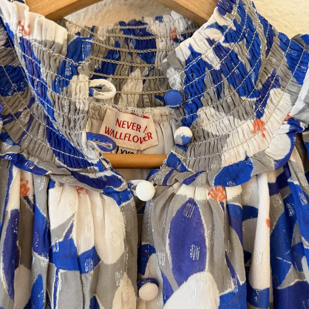Never A Wallflower Floral Tunic Top Womens XXS Blue High Neck Boho Chiffon NWT - Picture 4 of 8